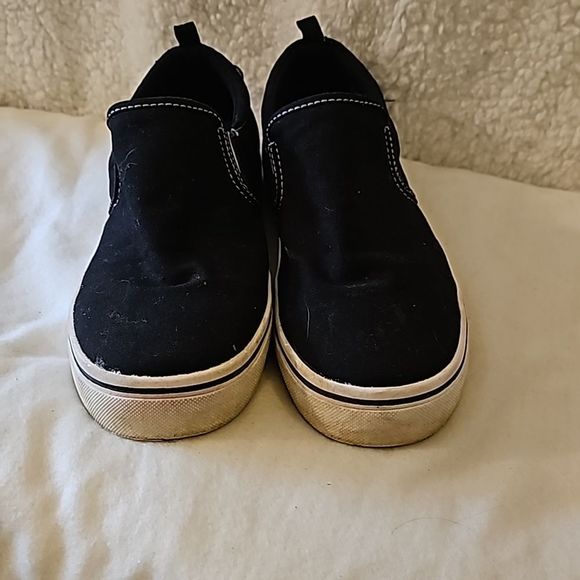 Black slip on shoes size 6 - Picture 4 of 7